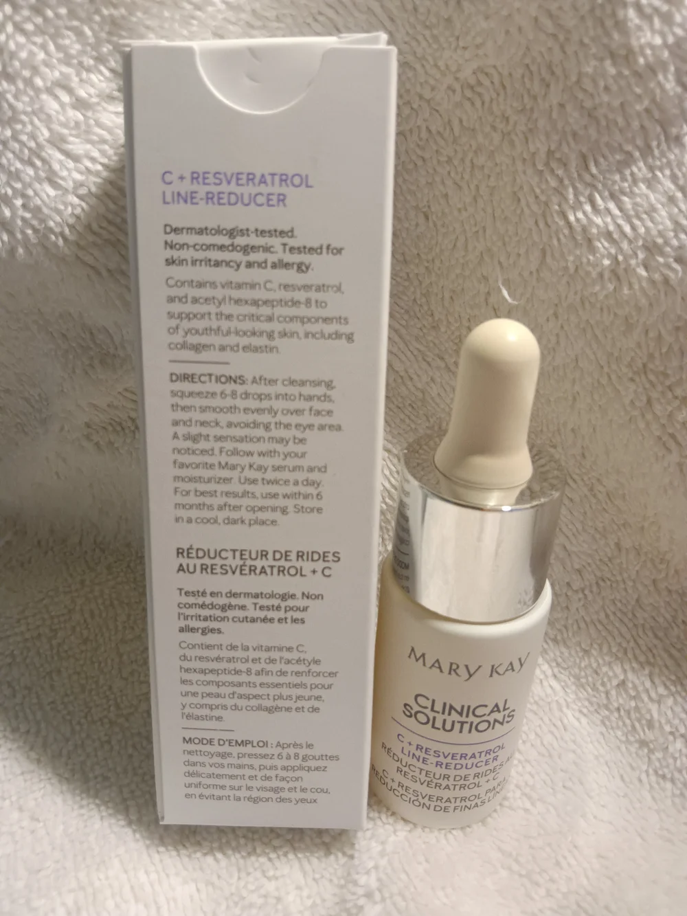 Mary Kay Clinical Solutions C+ Resveratrol Line-Reducer – White